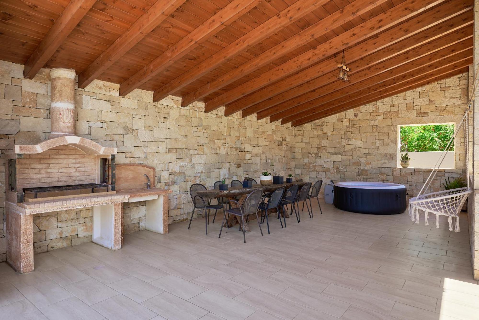 Estia Project, Leisure - Billiards - Jacuzzi Gournes Gouvon