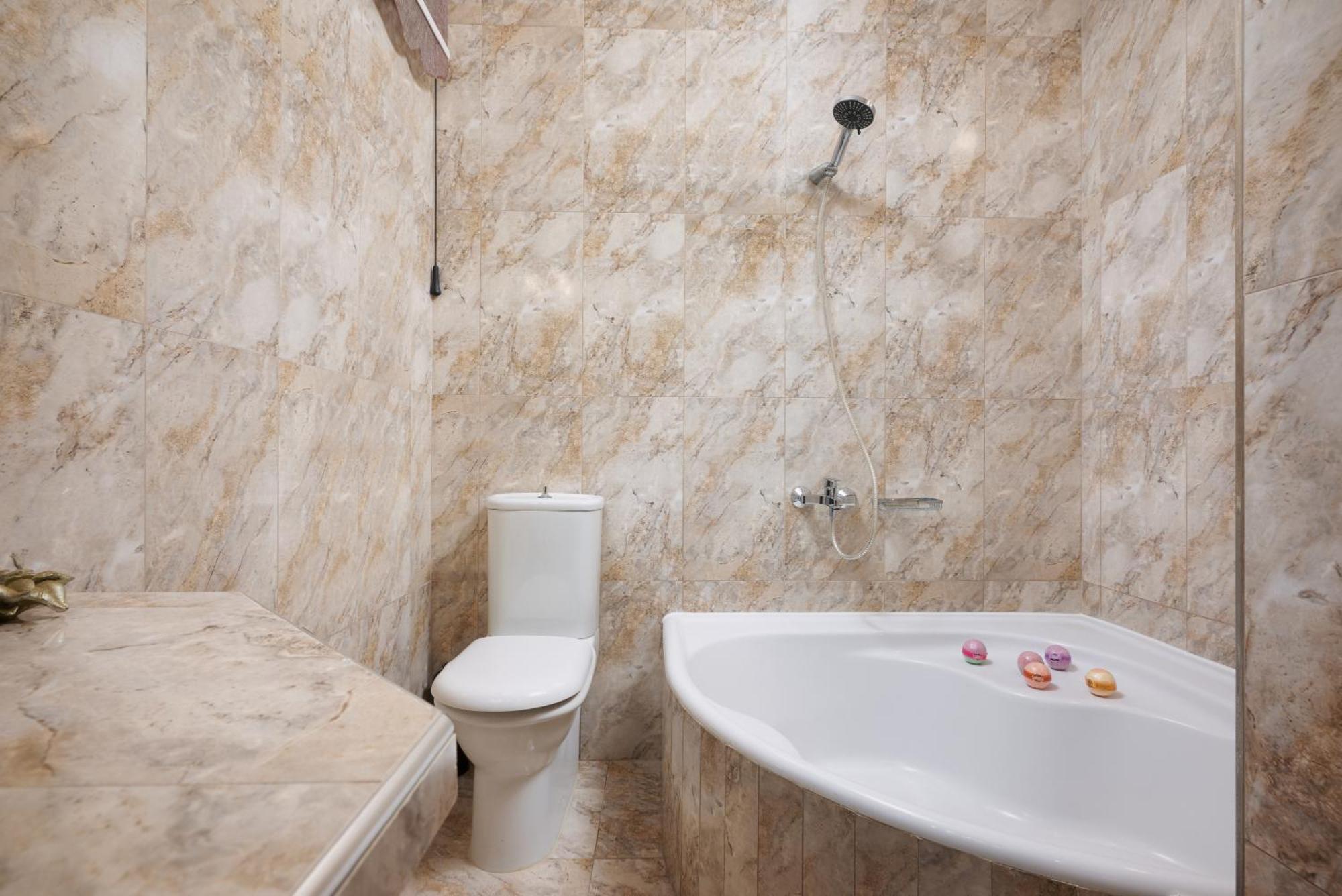 Estia Project, Leisure - Billiards - Jacuzzi Villa Gournes Gouvon